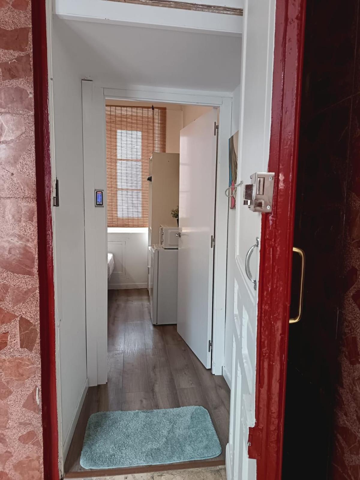 Alanta Apartments Μαδρίτη Εξωτερικό φωτογραφία